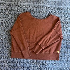 VUORI CROPPED SWEATSHIRT LONG SLEEVE *BRAND NEW* -- LARGE